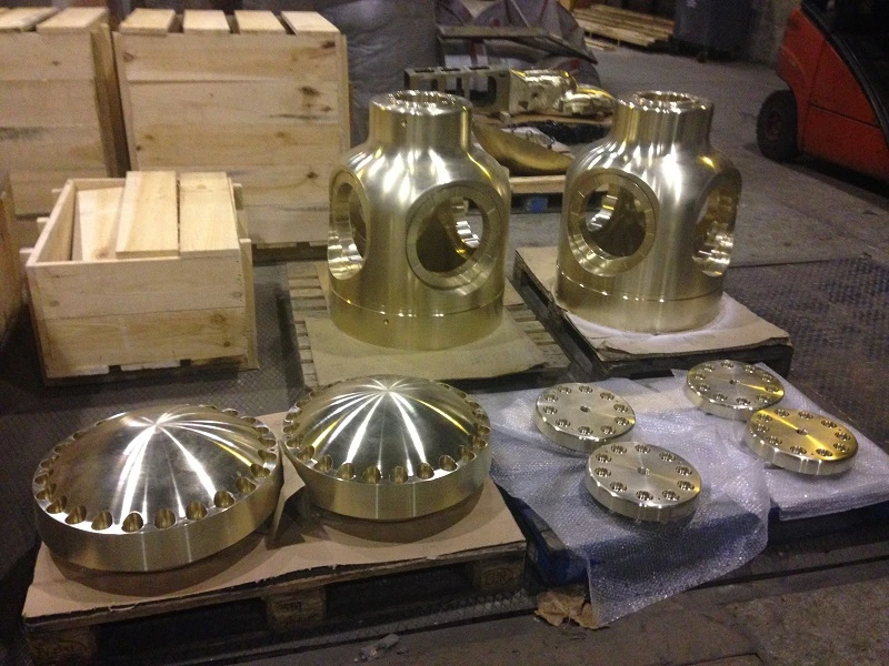 moyeux et couvercles cupro usiné